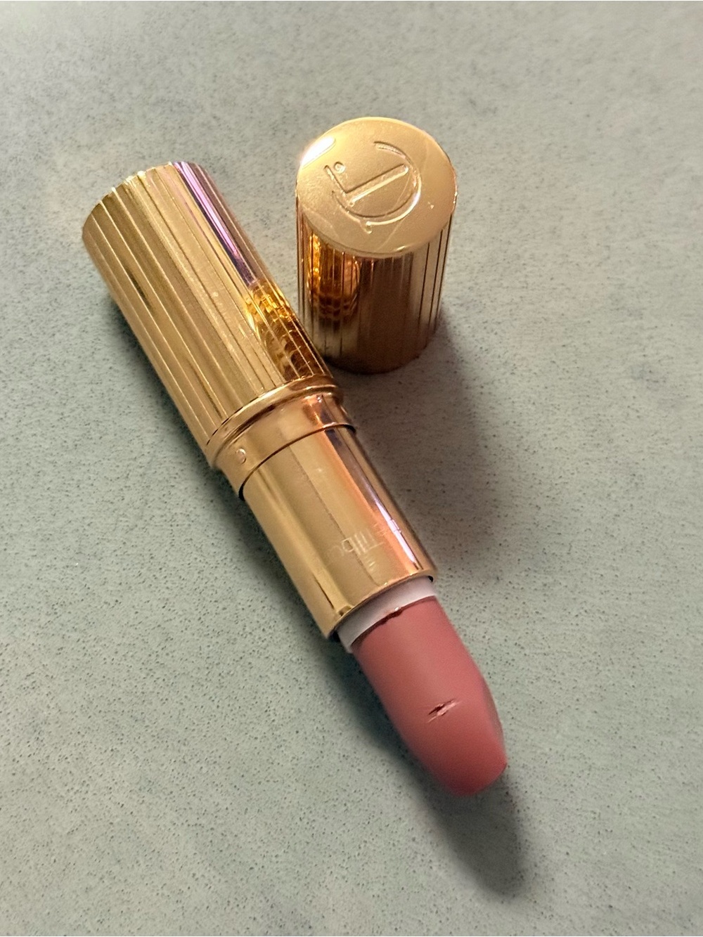 Charlotte Tilbury pillow talk lipstick